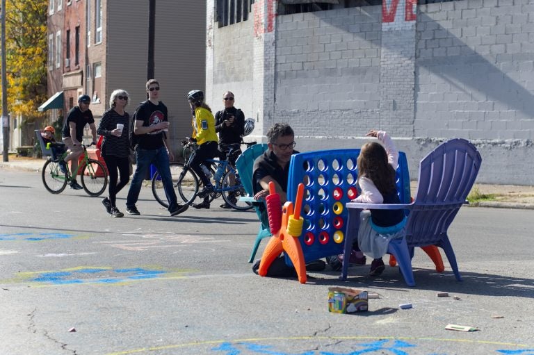 Cyclists and pedestrians take part in Philly Free Streets, Saturday, Oct. 28, 2017. (Bastiaan Slabbers for WHYY)