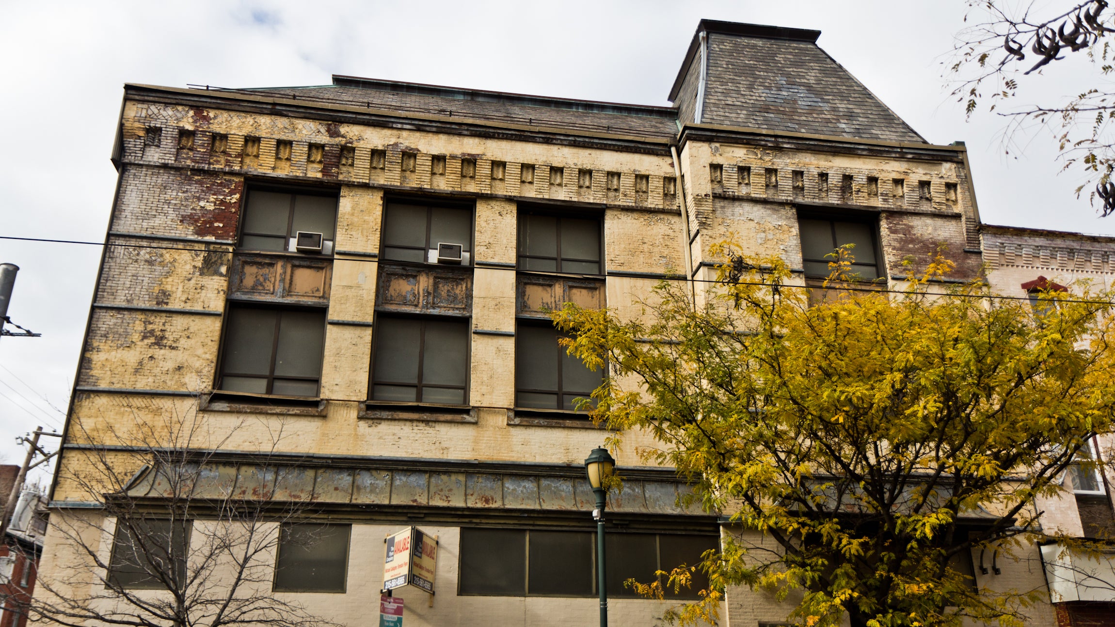 The Consortium building's facade on Ludlow St. (Kimberly Paynter/WHYY)