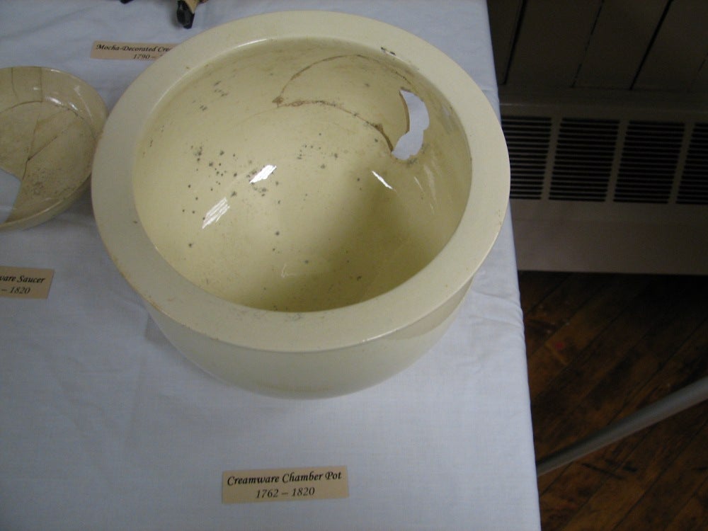 A chamber pot