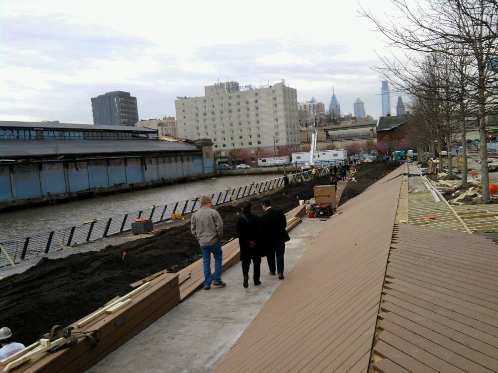 A view showing the levels, toward the city