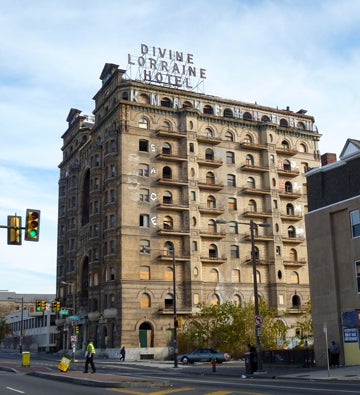 Divine Lorraine 699 North Broad Street, Philadelphia Willis Hale, 1893