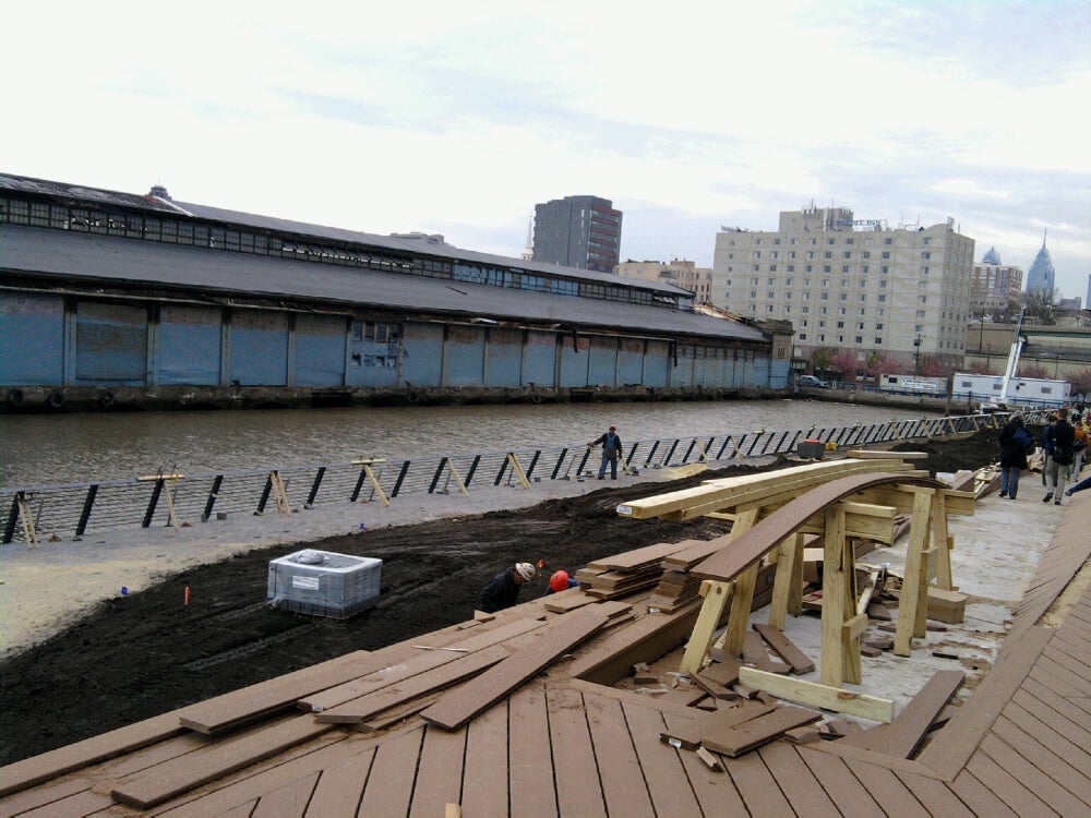 Looking toward Pier 9 from the upper level.