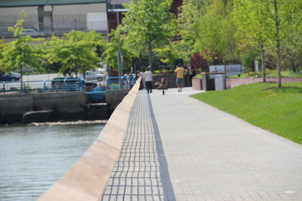 Facts and photos from Race Street Pier opening