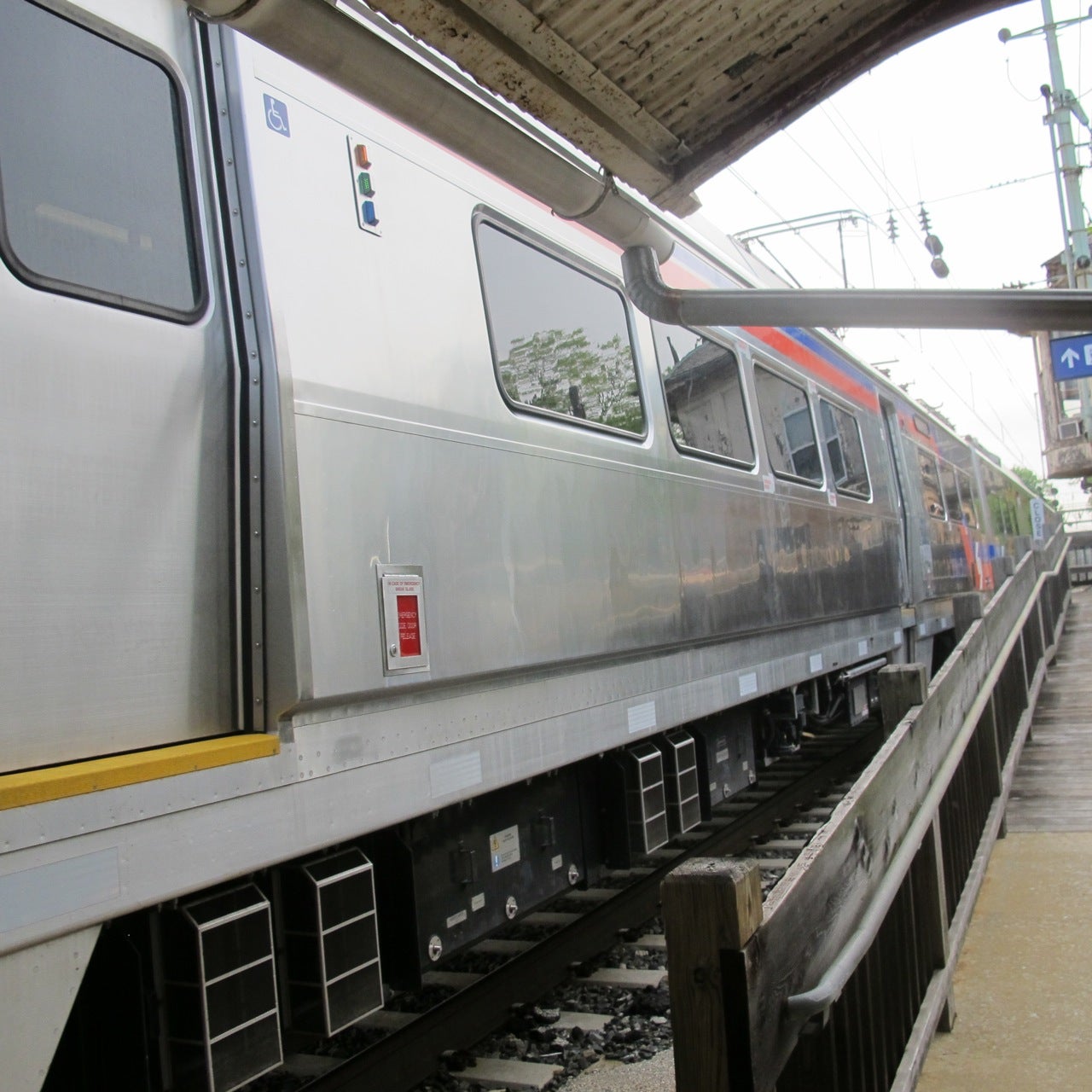 High five for Silverliner V on Bryn Mawr run