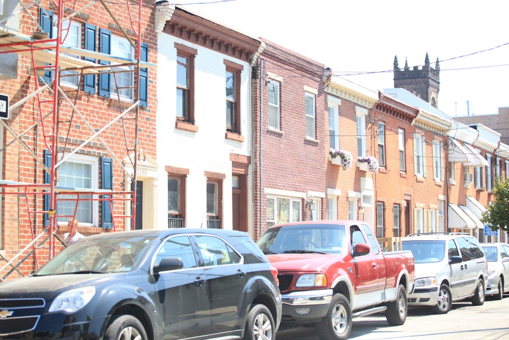 Scaffolding can be seen on the corner of 22nd and Christian streets | Photo: Neal Santos