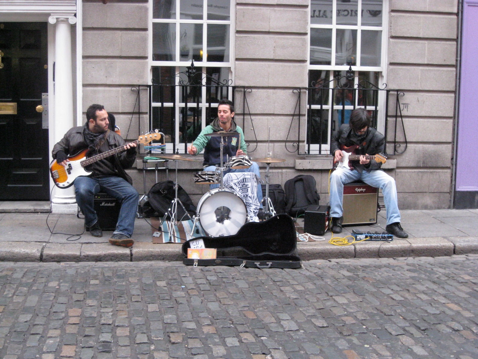 Street musicians in Temple Bar - a common sight on any day of the week