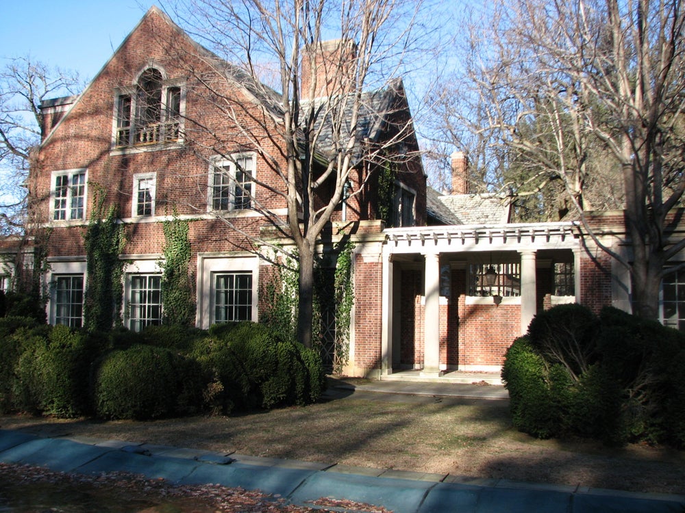 Ellen Biddle Shipman designed the formal gardens around the Laverock mansion.