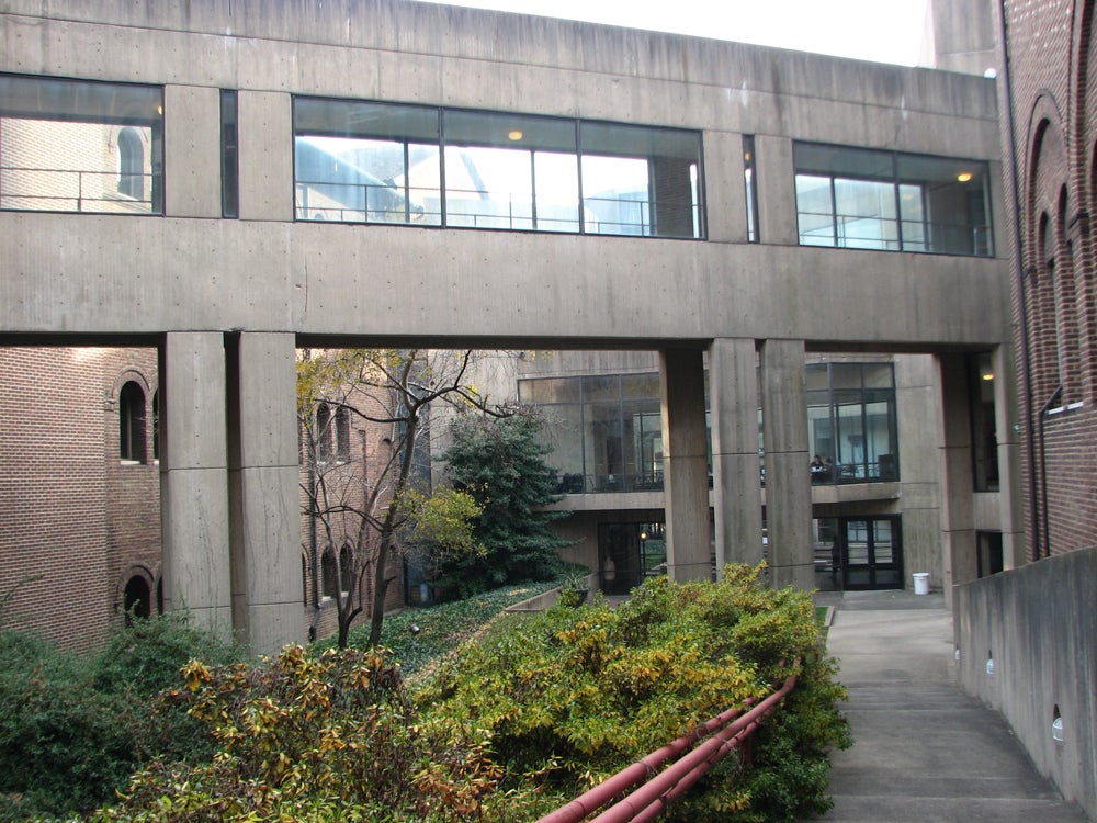 Mitchell/Giurgola Associates built an intervention to the University Museum in 1969-71.