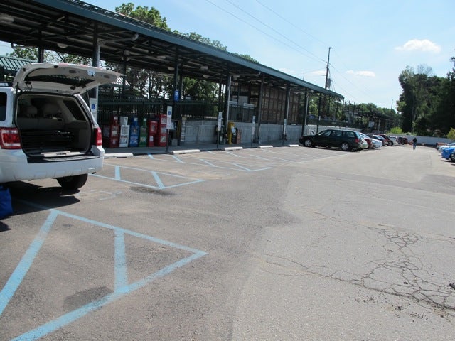 Wayne Station parking