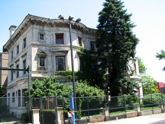 Look Up! The nouveau mansions of North Broad