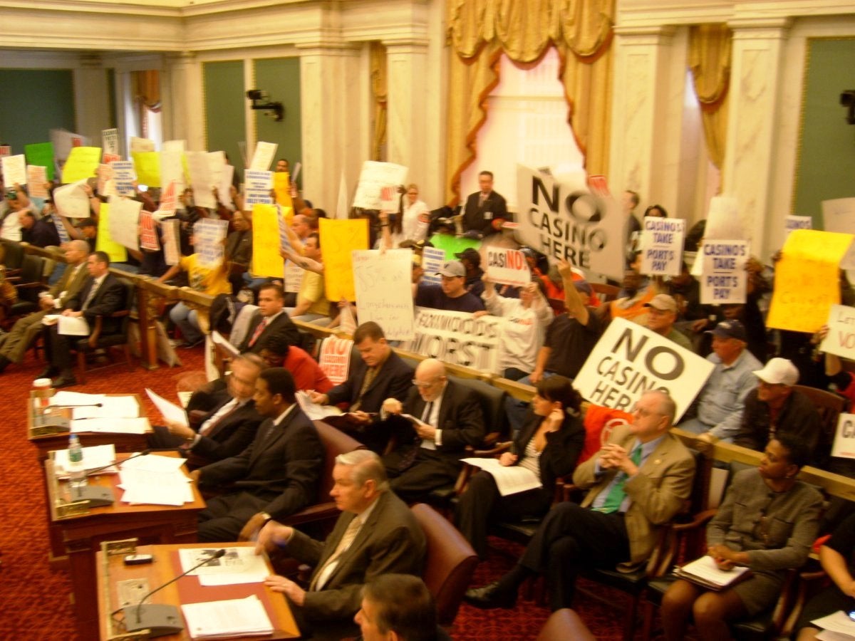 Protests at city council hearing 