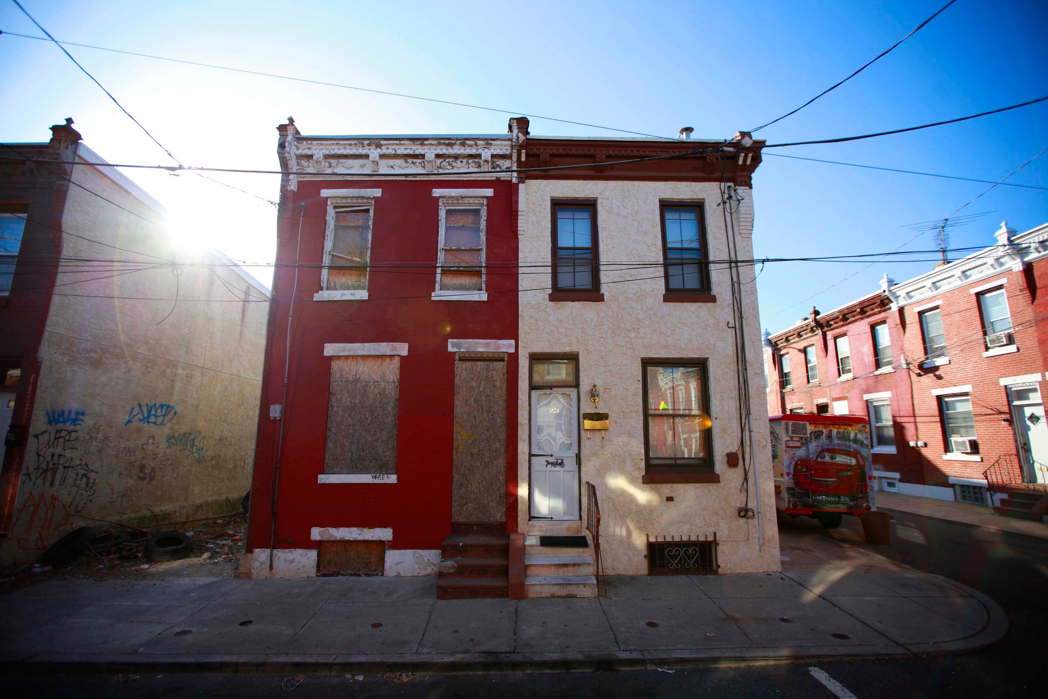 1822 and 1824 Waterloo Street, Philadelphia March 6, 2013. (David Swanson / Inquirer Staff Photographer)