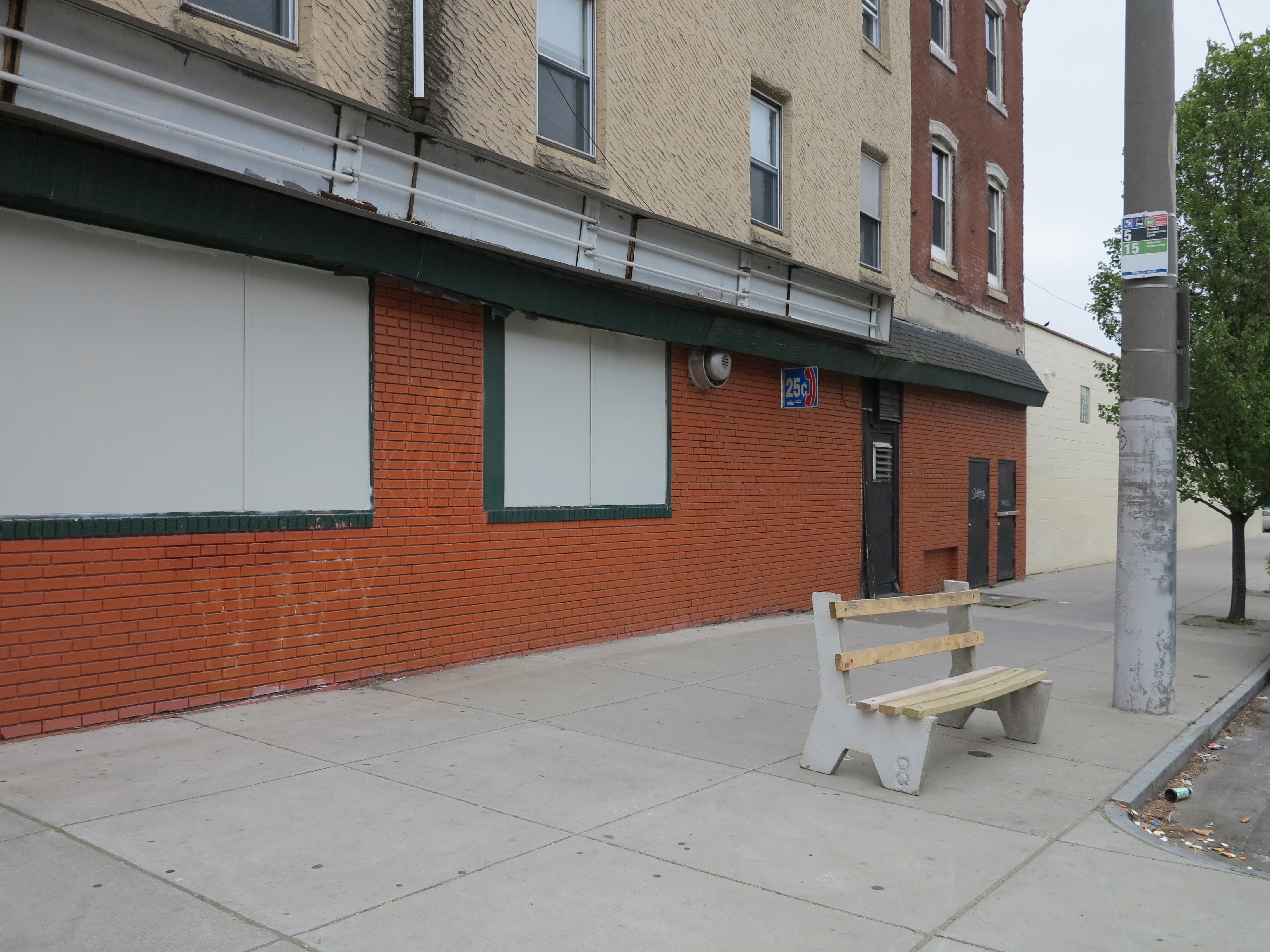 Bandit bench, stripped of its ad, at Girard Ave and 2nd Street, May 2013