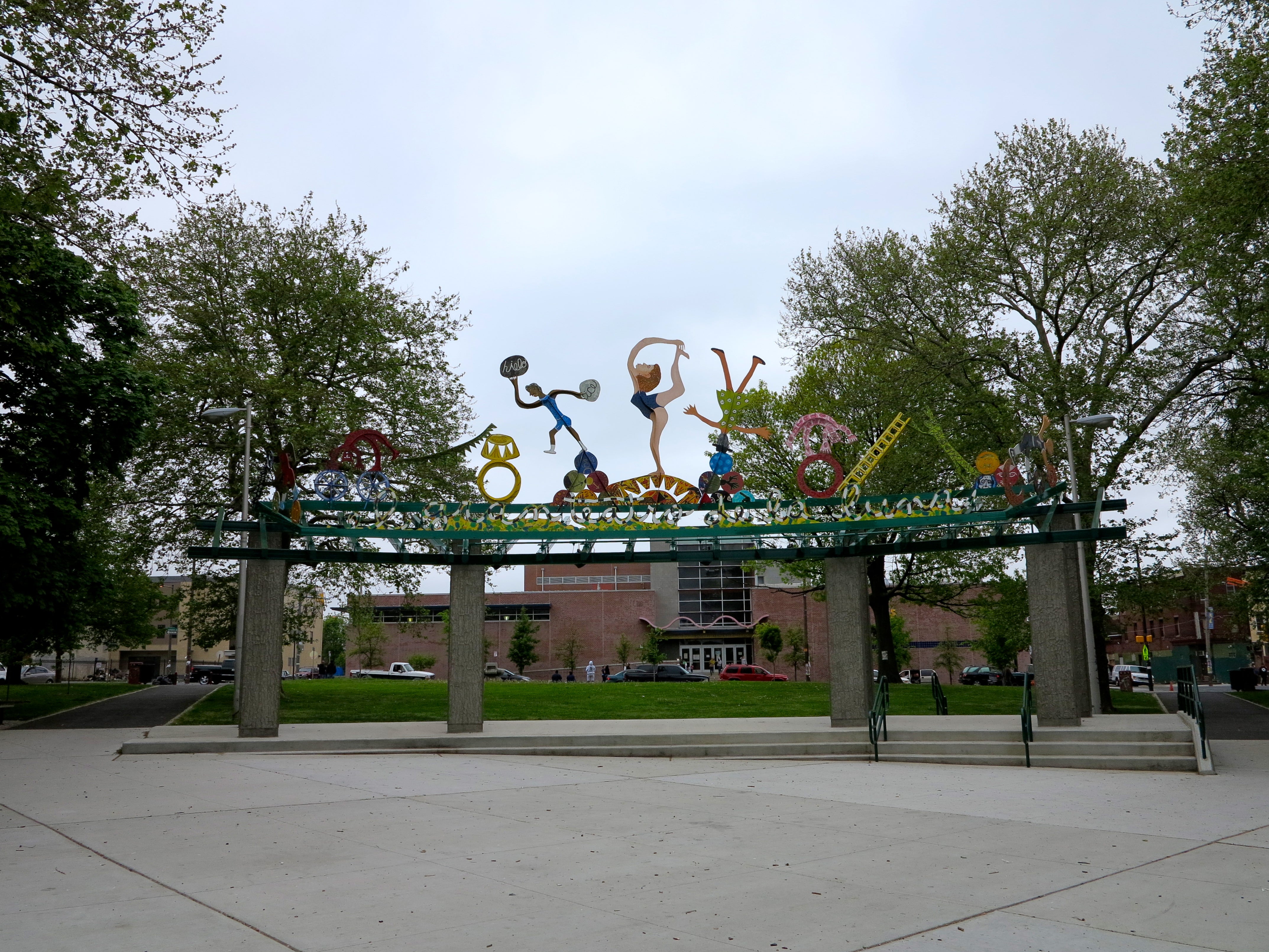 'El Gran Teatro de la Luna' in Fairhill Square, May 2013