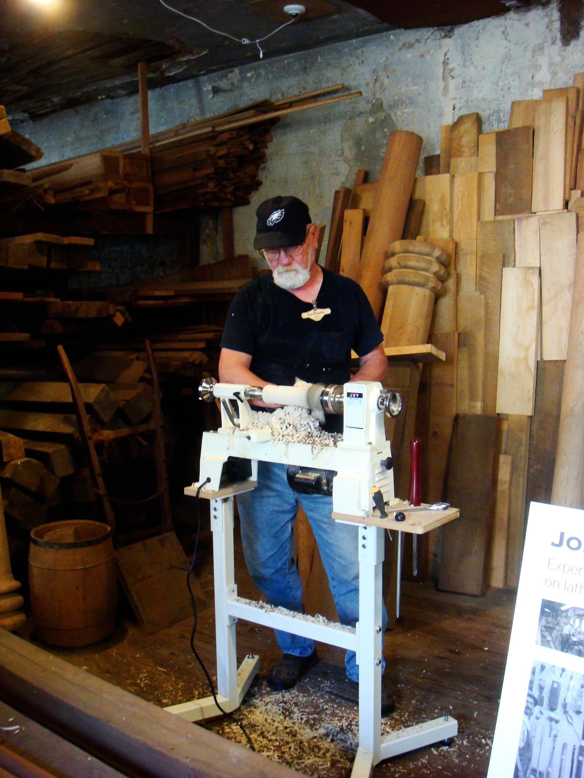 Inside John Grass: Wood-turning demonstration