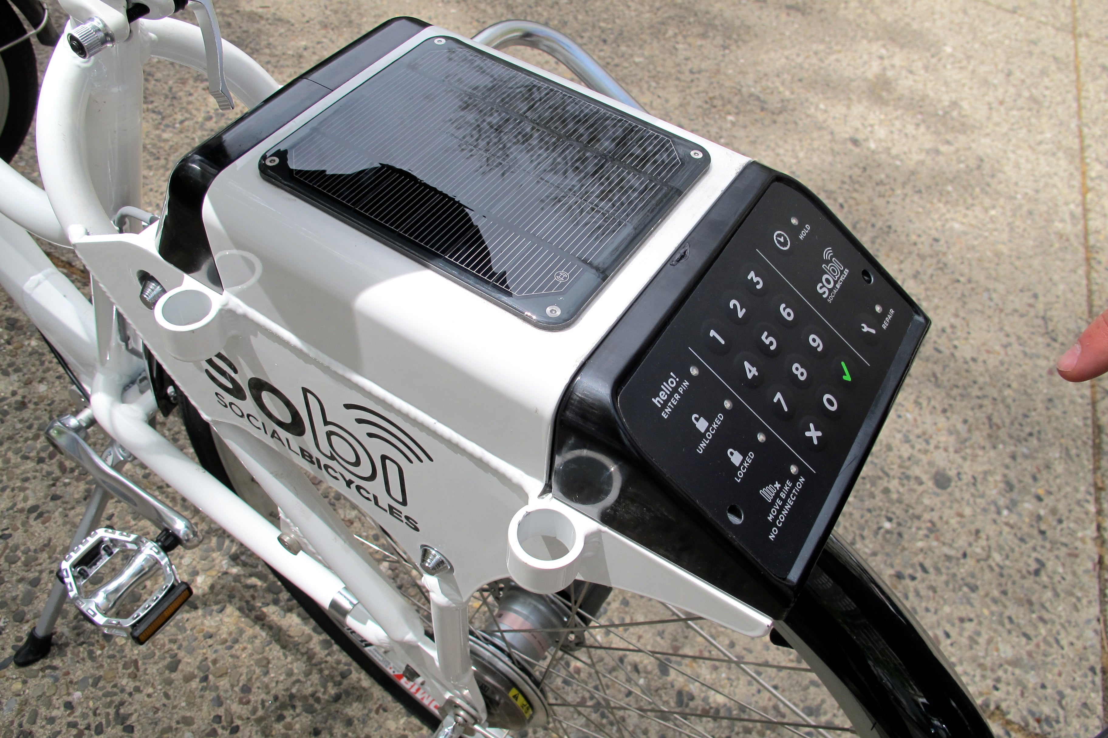 Social Bicycle's on-bike solar-powered user interface