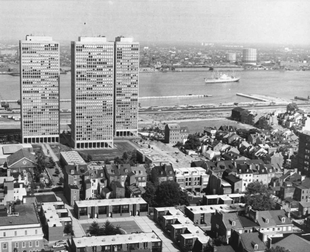 Society Hill Towers, 1969 | From DVRPC, “A Report on Historic Preservation” (1969). Courtesy of the Edmund N. Bacon Collection, The Architectural Archives, University of Pennsylvania. 