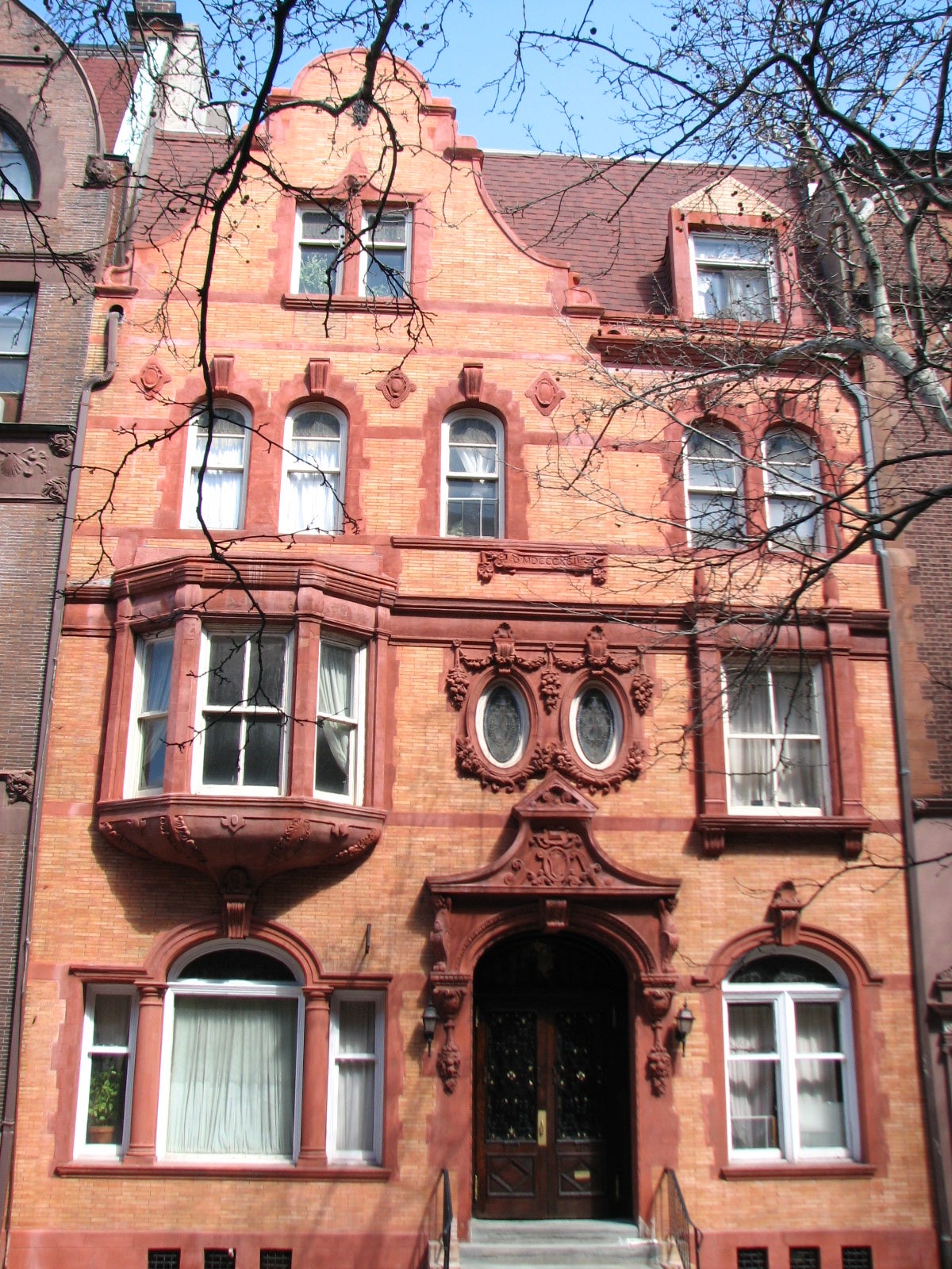 The facade at 1923 Spruce was remodeled by Henry Edwards Ficken.