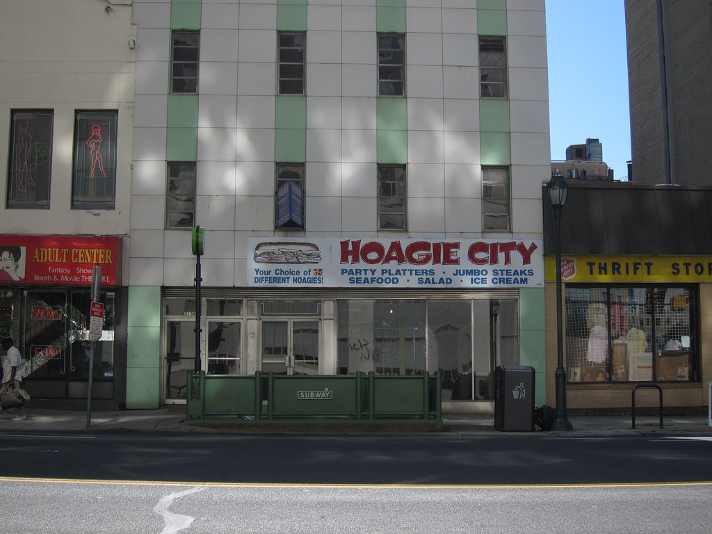 The Hoagie City building is the one that collapsed, crushing part of the thrift store next door, during demolition. | Flickr user: sameold2010