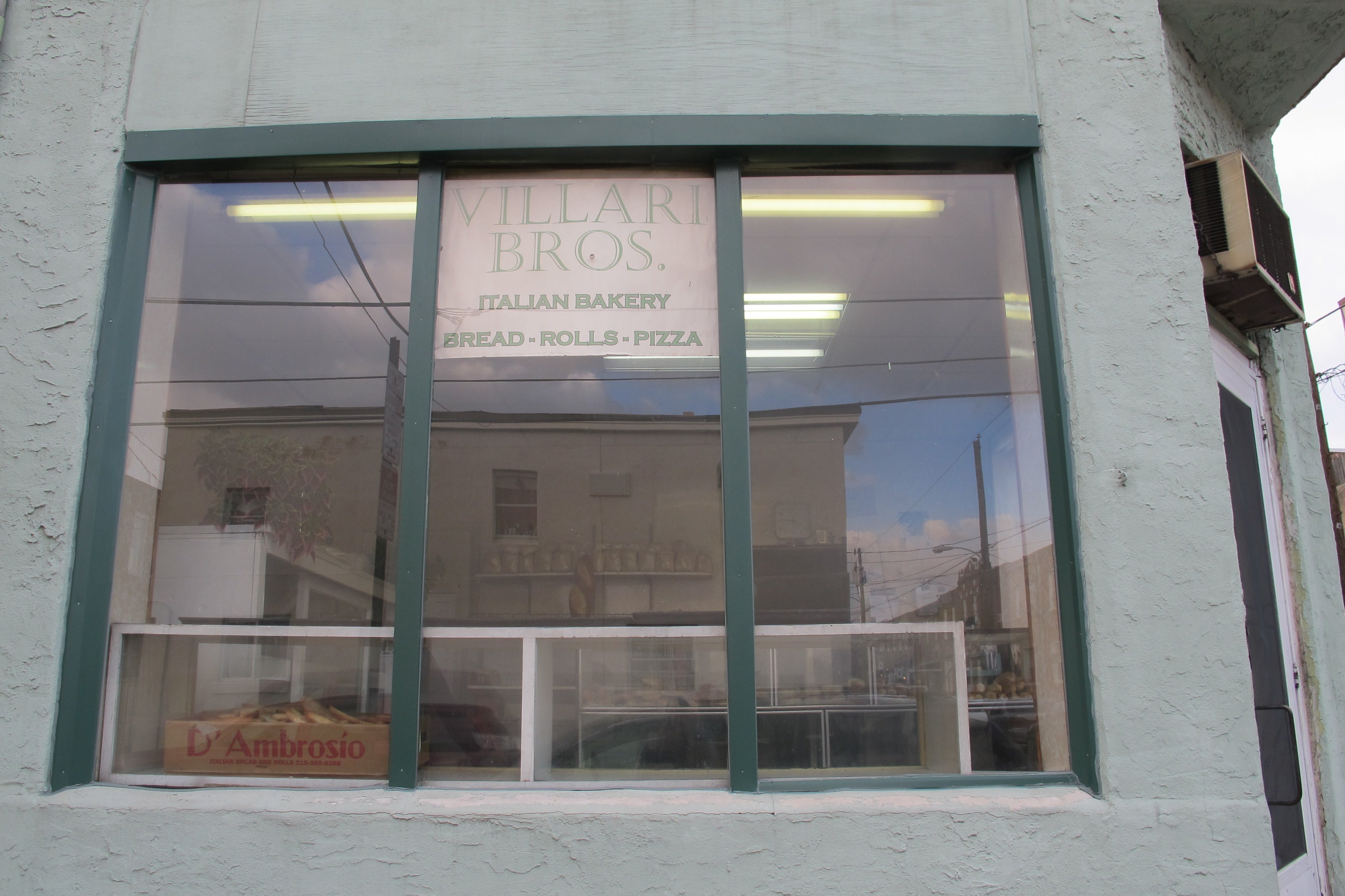 Villari Brothers Italian Bakery