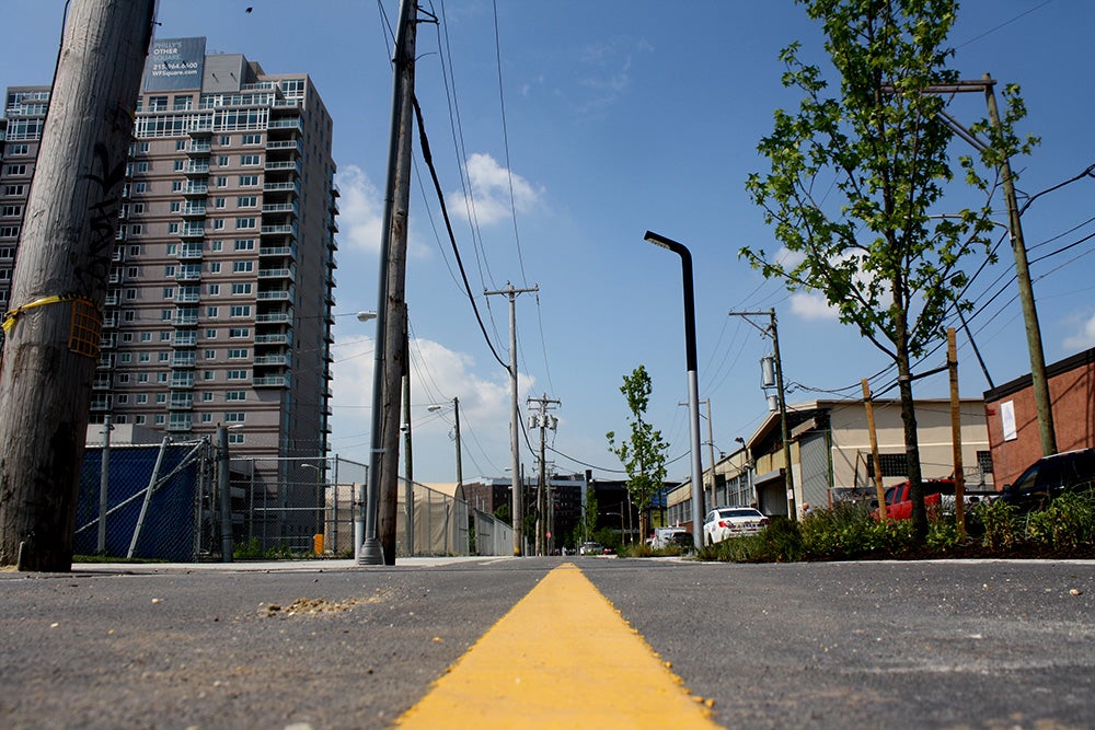 yellow line penn street trail