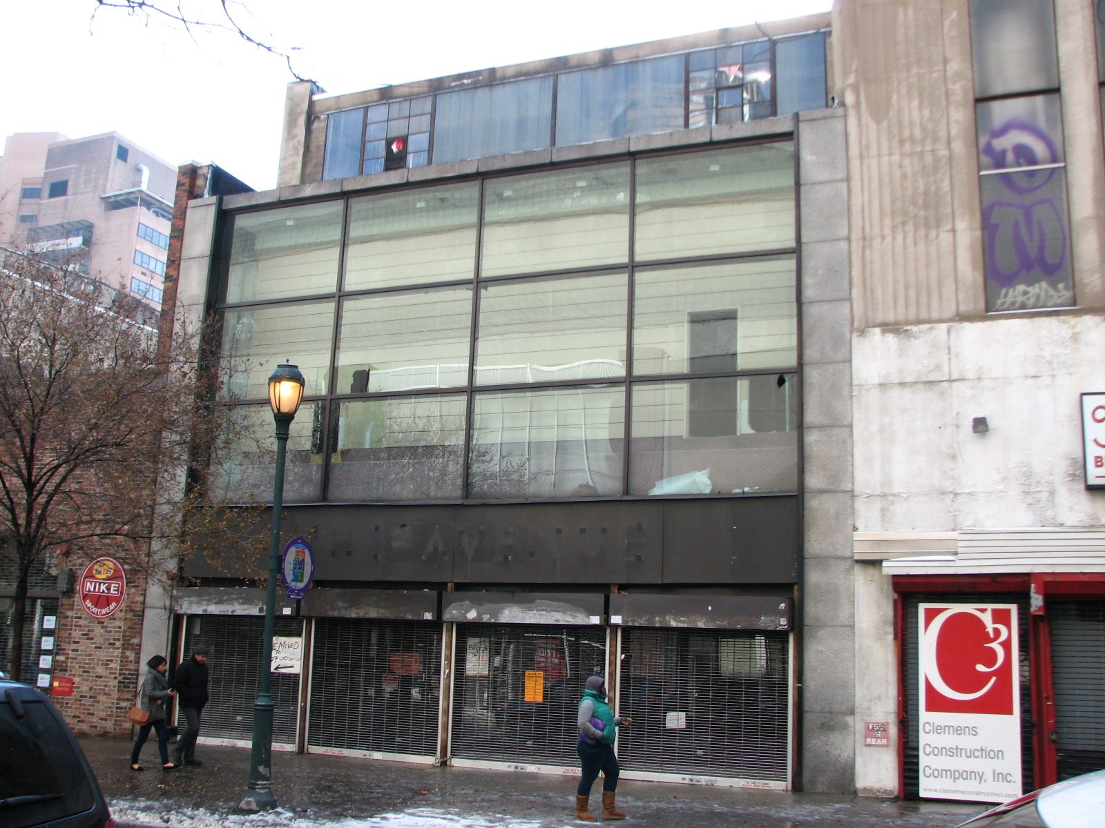 The former Coward Shoes store at 1118 Chestnut St. was a collaboration of Louis Kahn and Oskar Stonorov.