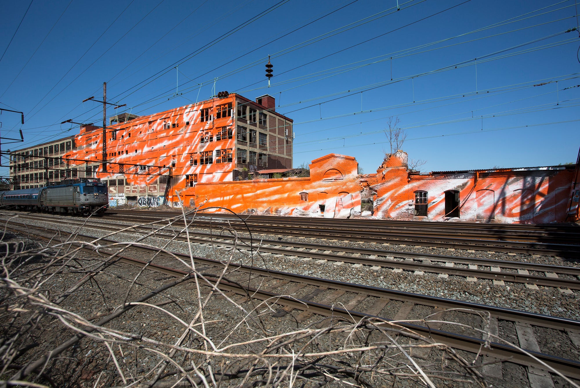 psychylustro - warehouse | Steve Weinik for the City of Philadelphia Mural Arts Program