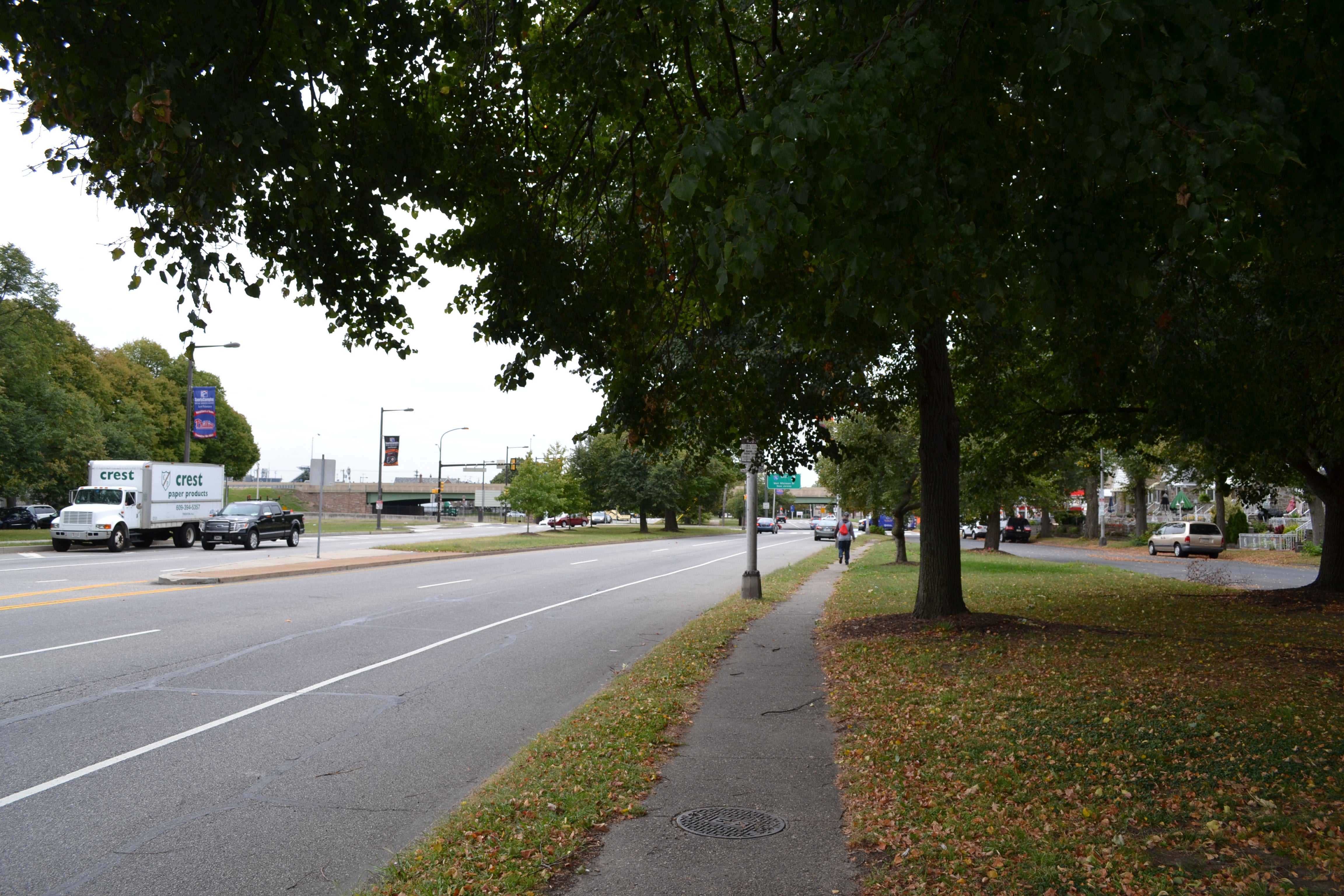 South of Marconi Plaza the sidewalks shrink back to a narrow path