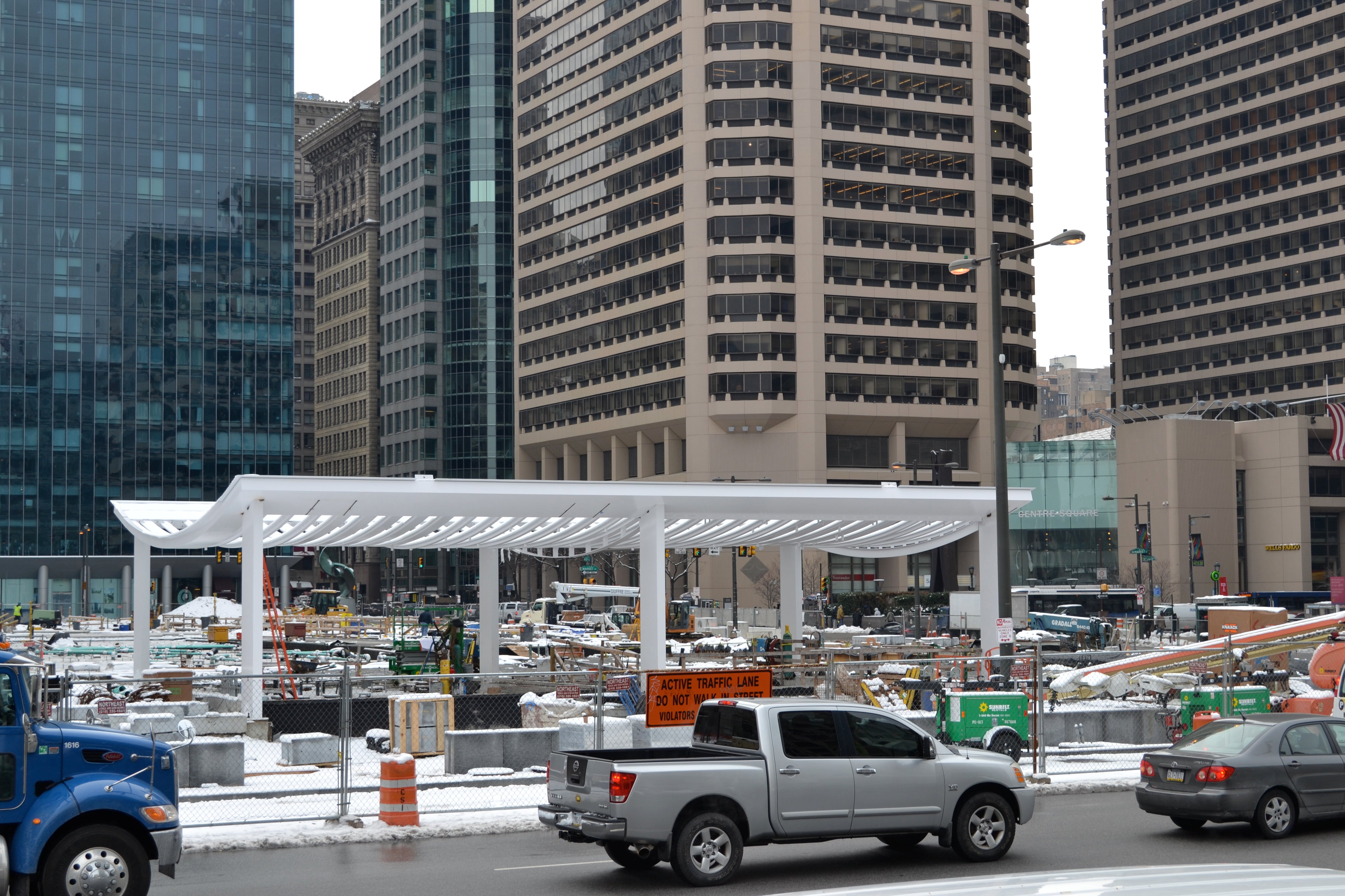 The new structure at the north end of Dilworth Plaza will house a cafe, entrances to the transit network below and an information booth