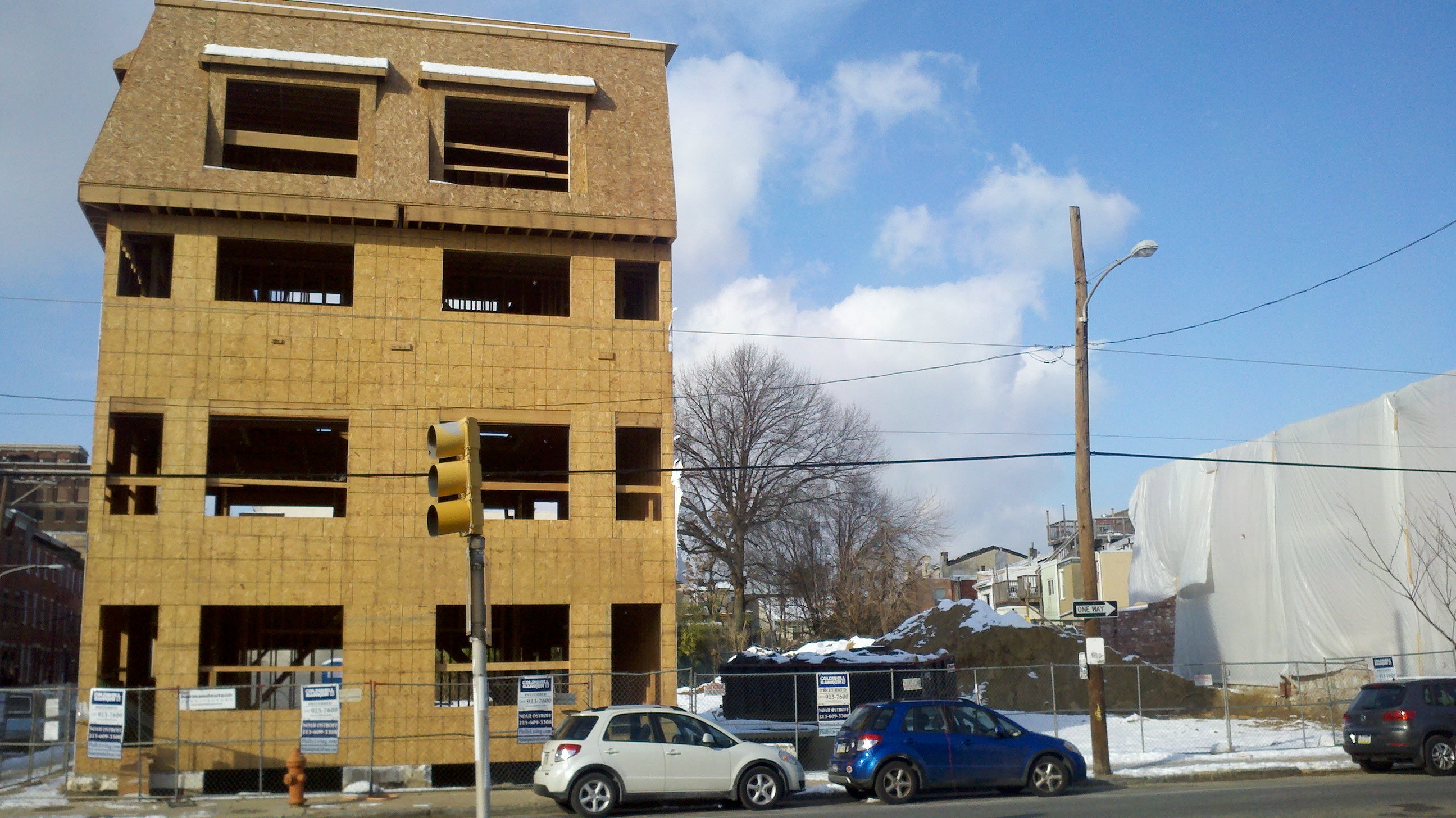 The too-tall townhouse project at 3rd and Reed 