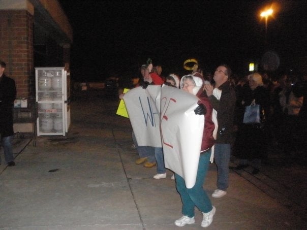 Way To Go Joe! Joe's siblings, Sr. Mary, Michael, Edward and Sr. Catherine Glackin greet their brother with a banner outside his Acme. Photo courtesy of Padraic Glackin.