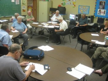 Northeast Philadelphia History Network members discuss ways to enhance the organization's meetings.