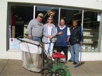 (L to R): Bill Conaway, PPh Director of Community Relations; Sherry Wharton; John Evans, Salvation Army Thrift Store; and Sandi King, Philadelphia Commerce Department Business Services Manager, take 