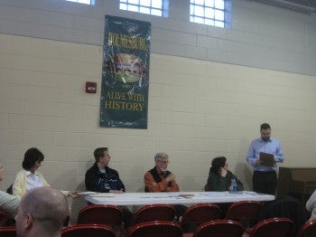 Ian Litwin of the City Planning Commission (far right) addresses the Holmesburg Civic Association at the April 2011 meeting. Ian Litwin of the City Planning Commission (far right) addresses the Holmesburg Civic Association at the April 2011 meeting.